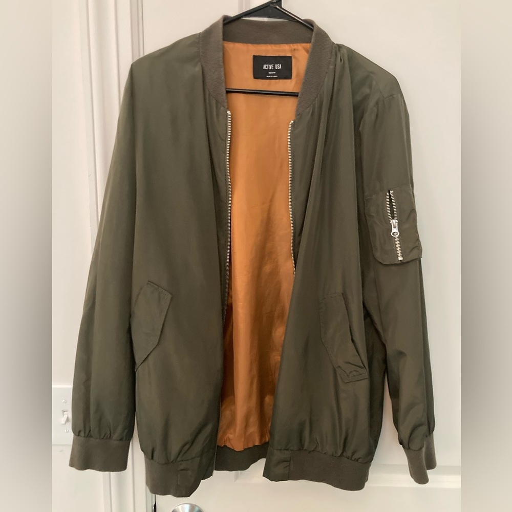 Active USA windbreaker bomber jacket